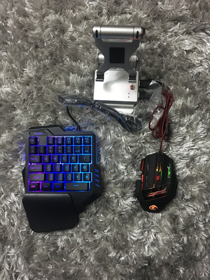 BattleDock Converter Stand Docking for AoV,Mobile Legends, FPS Game with G30 Wired Gaming Keypad add HXSJ H100 Mouse